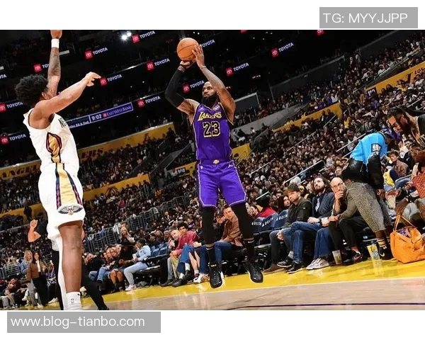 火箭狂胜鹈鹕国王力克开拓者湖人遭猛龙逆袭再遇挫折